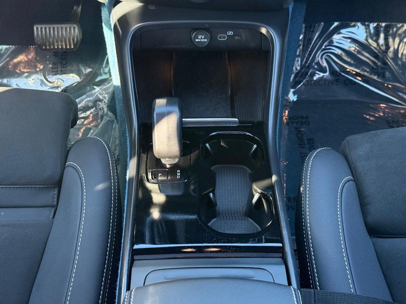 Used 2023 Volvo XC40 Recharge Ultimate w/ Protection Package Premier AWD/4WD image 15