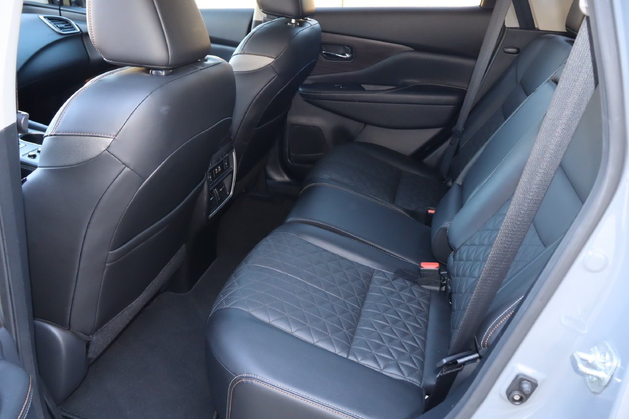 Used 2022 Nissan Murano Platinum w/ Cargo Package FWD image 6
