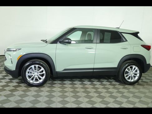 Used 2026 Chevrolet TrailBlazer LS w/ LS Convenience Package image 15