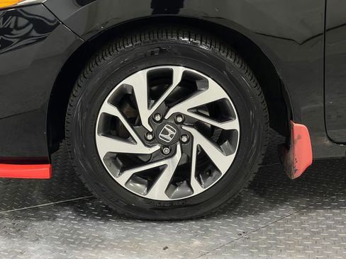 Used 2015 Honda Civic LX image 29