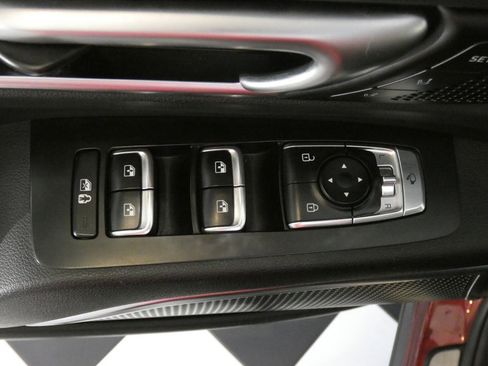 Used 2023 Kia Telluride AWD image 23