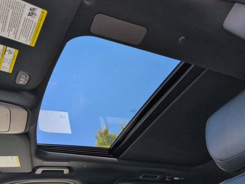 New 2025 Ford Expedition Platinum w/ Stealth Performance Package image 21