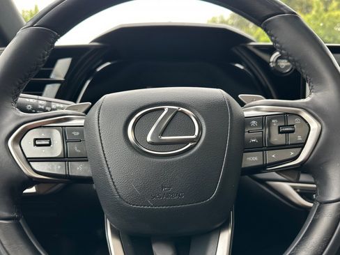 Used 2025 Lexus RX 350h w/ Convenience Package AWD/4WD image 18