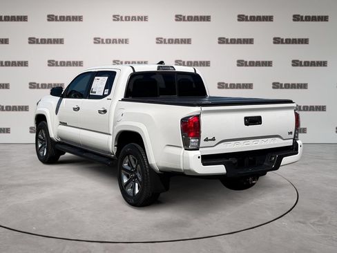 Used 2016 Toyota Tacoma Limited w/ Towing Package AWD/4WD image 3