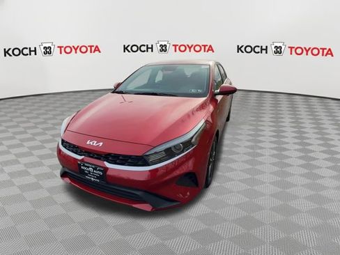 Used 2024 Kia Forte LXS image 6