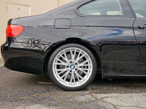 Used 2011 BMW 335i Coupe image 4