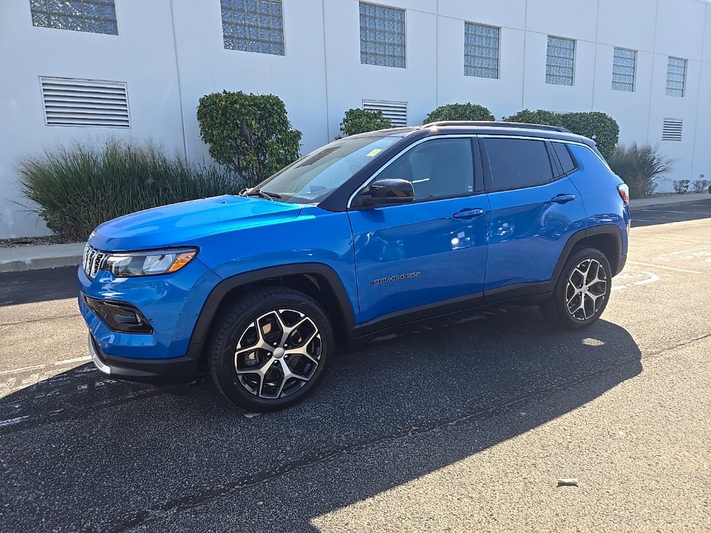 Used 2024 Jeep Compass Limited AWD/4WD image 54