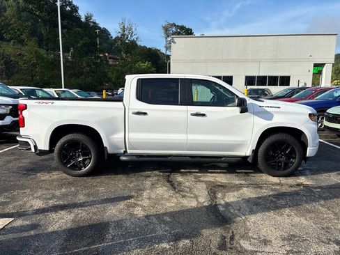 Certified 2024 Chevrolet Silverado 1500 Custom w/ Turbomax Blackout Package AWD/4WD image 6