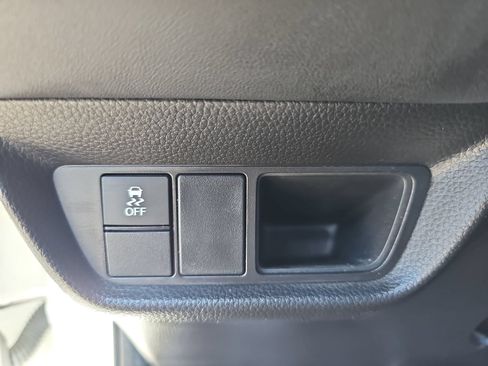 Used 2025 Honda HR-V LX image 29