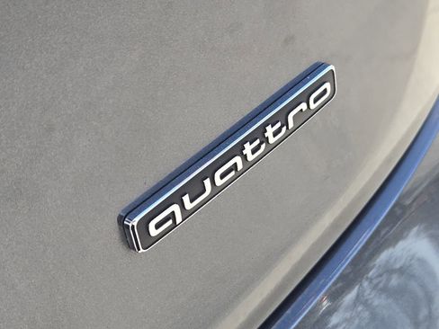 Certified 2023 Audi Q5 2.0T Premium w/ Convenience Package image 12