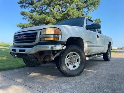 Used 2004 GMC Sierra 2500 SLE w/ Skid Plate Package