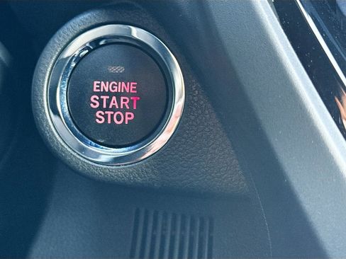 Used 2025 Subaru Forester Sport image 23