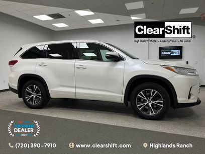 Used 2018 Toyota Highlander Plus w/ Carpet Mat Package (TMS)