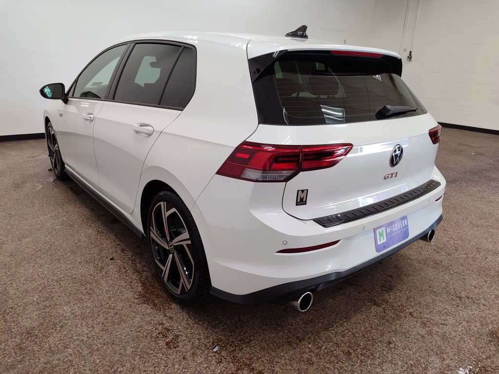 Used 2025 Volkswagen GTI SE FWD image 3