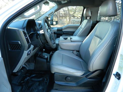 Used 2018 Ford F350 XL w/ Power Equipment Group image 11