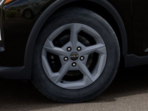 New 2025 Kia K4 LXS image 9