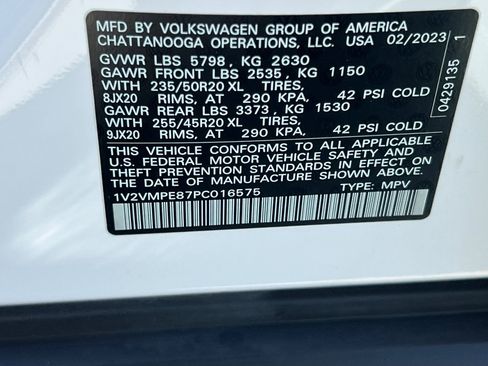 Used 2023 Volkswagen ID.4 Pro S RWD image 31
