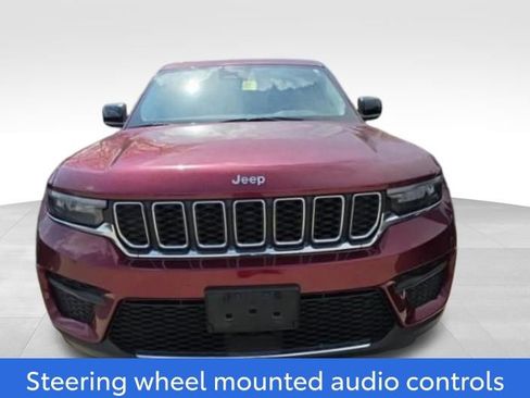 Used 2023 Jeep Grand Cherokee Laredo w/ Luxury Tech Group I image 6