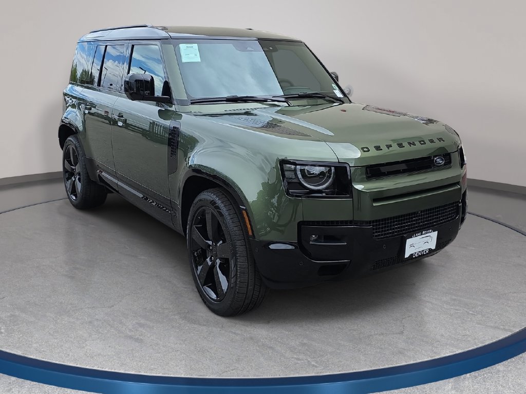 New 2026 Land Rover Defender 110 X-Dynamic SE AWD/4WD image 3