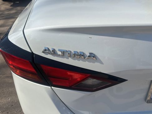 Used 2021 Nissan Altima 2.5 SV image 11