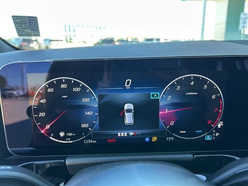 Used 2024 Mercedes-Benz GLA 250 image 21