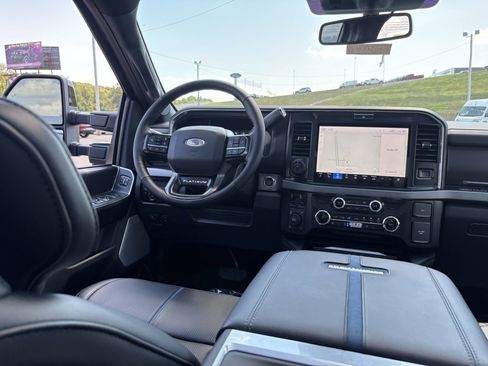 New 2026 Ford F250 Platinum image 31