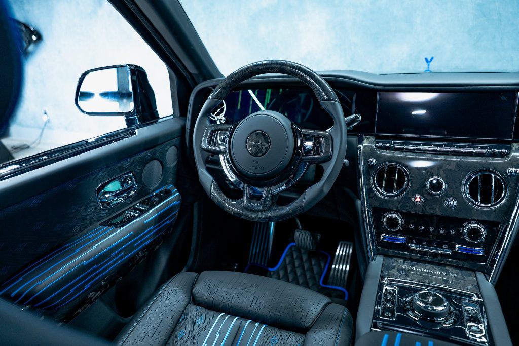 Used 2026 Rolls-Royce Cullinan AWD/4WD image 44