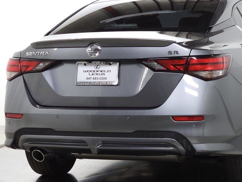 Used 2022 Nissan Sentra SR w/ SR Premium Package FWD image 10