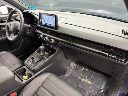 Used 2025 Honda CR-V Sport Touring image 28