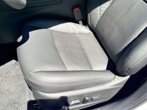 New 2025 Nissan Altima 2.5 SR w/ SR Premium Package image 17