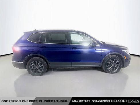 Used 2022 Volkswagen Tiguan SE image 4