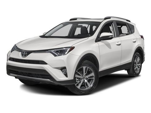 Used 2018 Toyota RAV4 XLE image 1