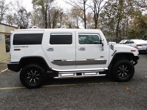 Used 2004 HUMMER H2 w/ Preferred Equipment Group image 11