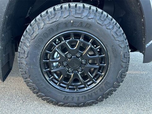 New 2026 Toyota Tundra SR5 image 12