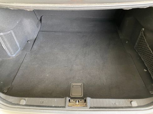 Used 2005 Mercedes-Benz E 500 4MATIC Sedan image 30