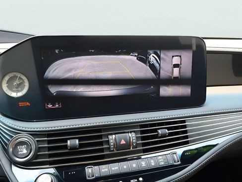Used 2022 Lexus LS 500 AWD w/ Luxury Package image 23