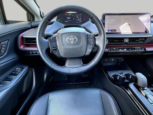 Used 2023 Toyota Prius Prime Premium FWD image 6