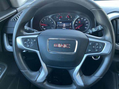 Used 2024 GMC Terrain SLE image 17