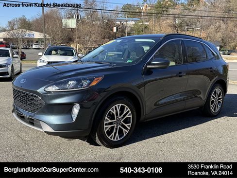 Used 2022 Ford Escape SEL image 8