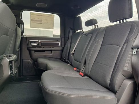 New 2026 RAM 3500 Big Horn AWD/4WD image 12