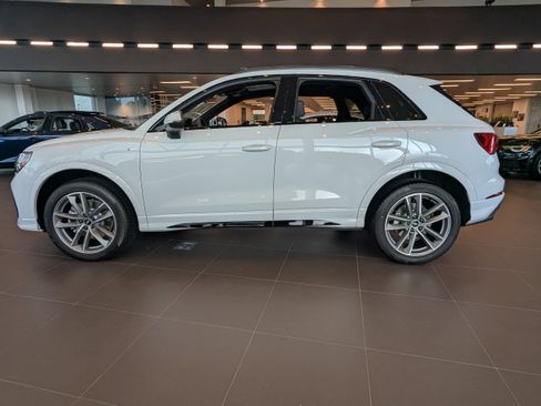 New 2025 Audi Q3 2.0T Premium image 4
