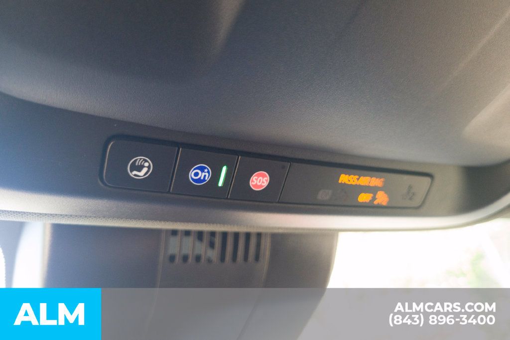 Used 2025 Chevrolet Tahoe LT RWD image 36