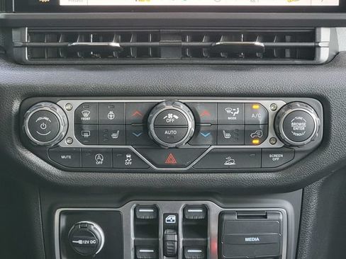 Certified 2026 Jeep Wrangler Unlimited Sport AWD/4WD image 29