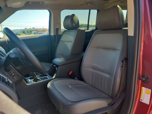Used 2019 Ford Flex Limited w/ Equipment Group 303A AWD/4WD image 14