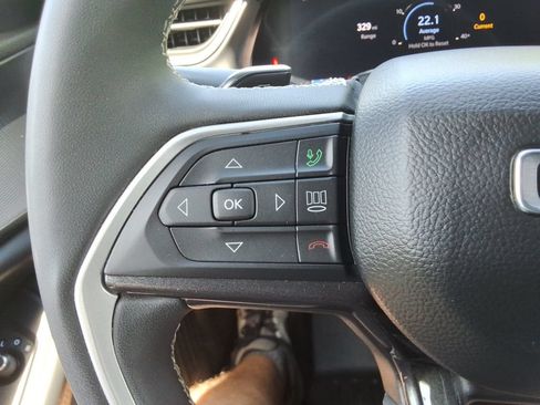 Used 2023 Jeep Grand Cherokee L Laredo AWD/4WD image 28
