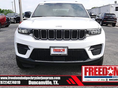 New 2026 Jeep Grand Cherokee Laredo X RWD image 8