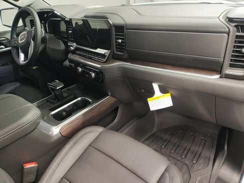 New 2026 GMC Sierra 1500 SLT w/ SLT Premium Plus Package image 8