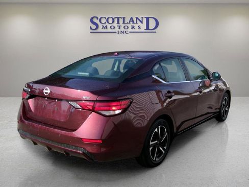 Used 2024 Nissan Sentra SV image 6