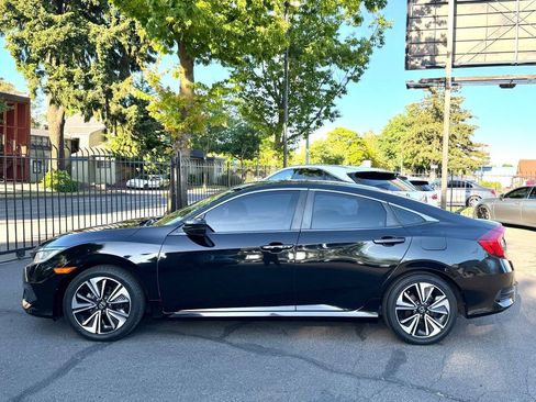 Used 2017 Honda Civic EX-L image 3
