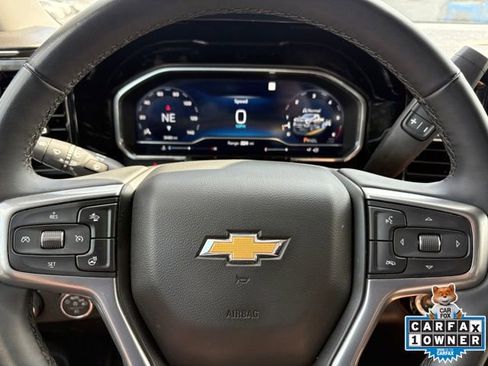 Used 2025 Chevrolet Silverado 2500 LT w/ Convenience Package image 15